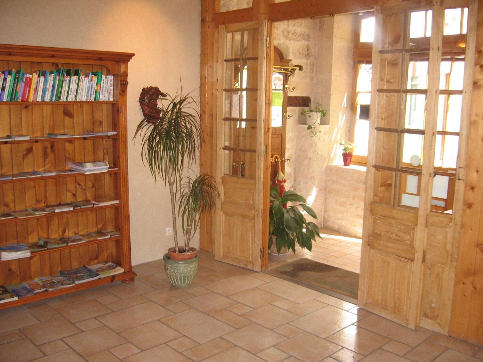 Aulnay  Hotel Du Donjon מראה חיצוני תמונה