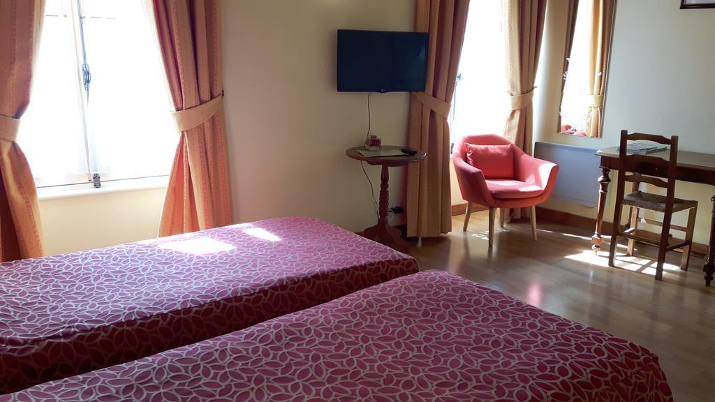 Aulnay  Hotel Du Donjon מראה חיצוני תמונה