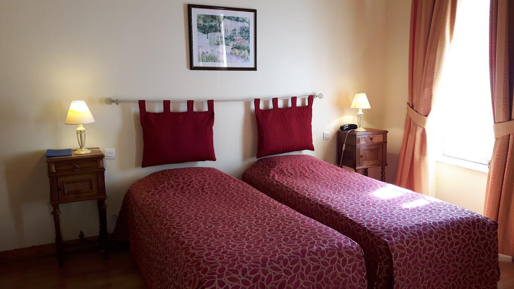 Aulnay  Hotel Du Donjon מראה חיצוני תמונה