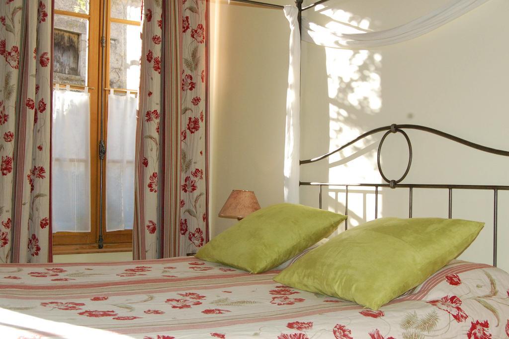 Aulnay  Hotel Du Donjon חדר תמונה