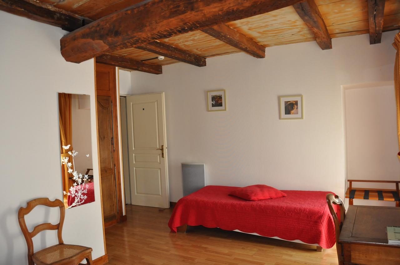 Aulnay  Hotel Du Donjon מראה חיצוני תמונה