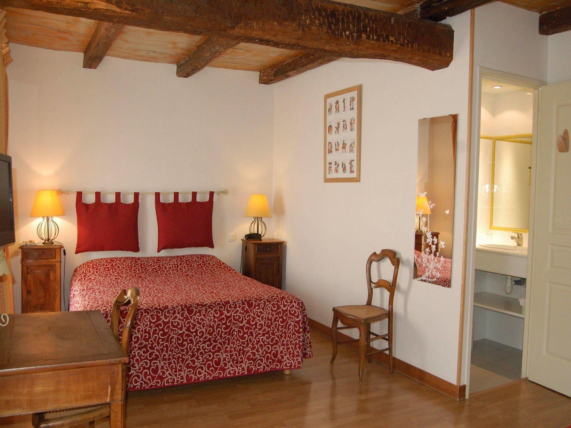 Aulnay  Hotel Du Donjon מראה חיצוני תמונה