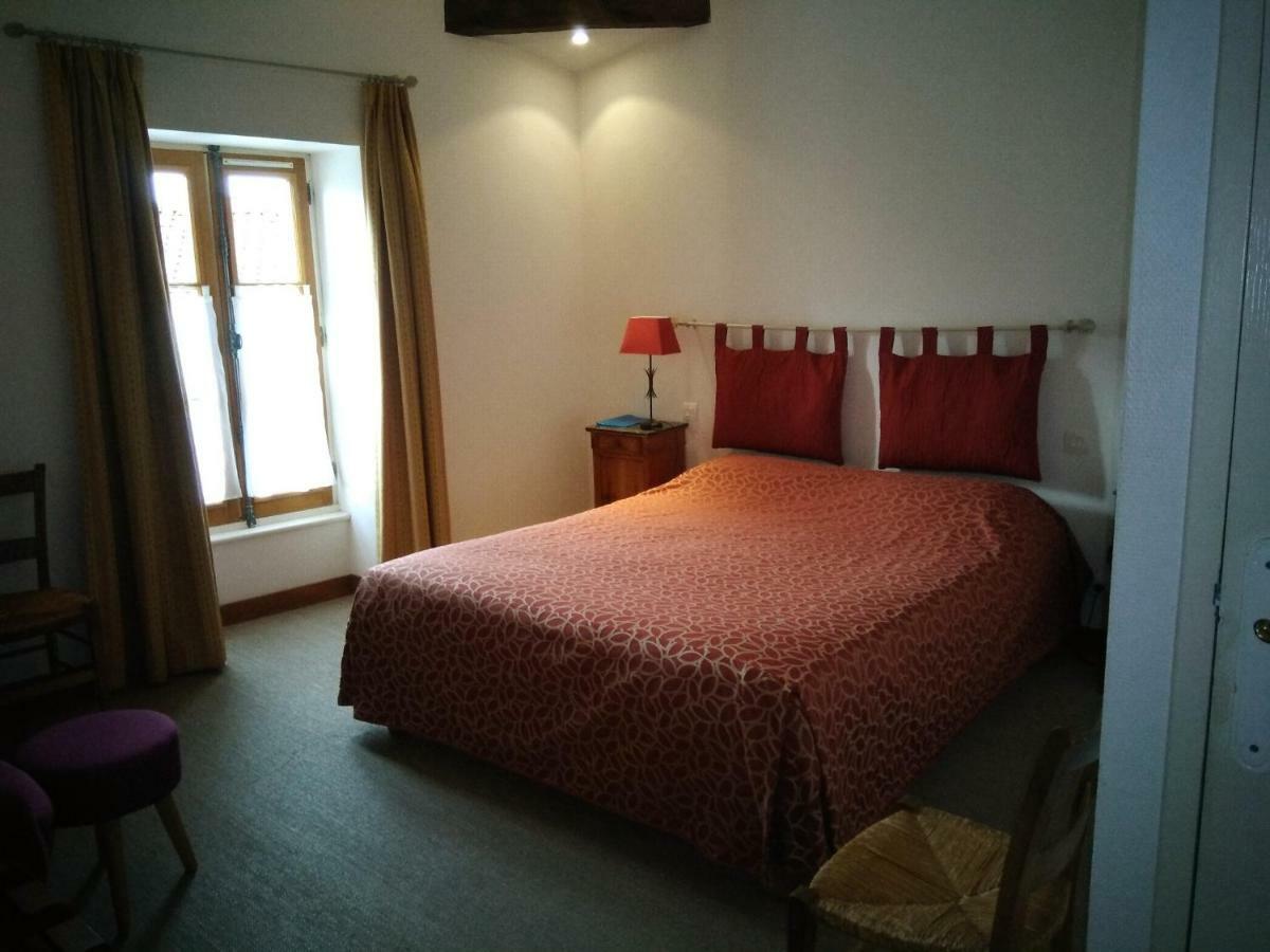 Aulnay  Hotel Du Donjon מראה חיצוני תמונה